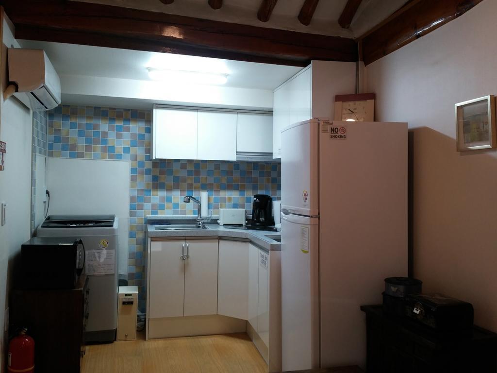 Seoul Lucky Guesthouse Hanok Buitenkant foto