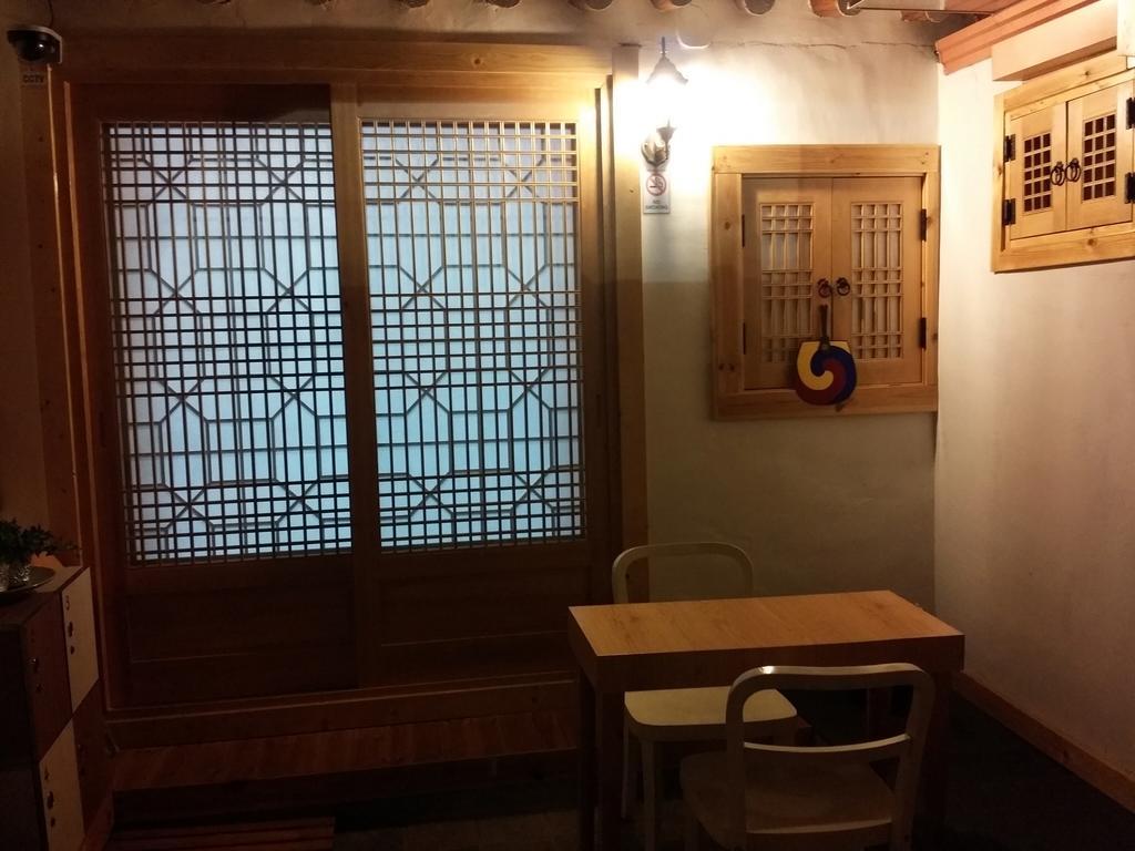 Seoul Lucky Guesthouse Hanok Buitenkant foto