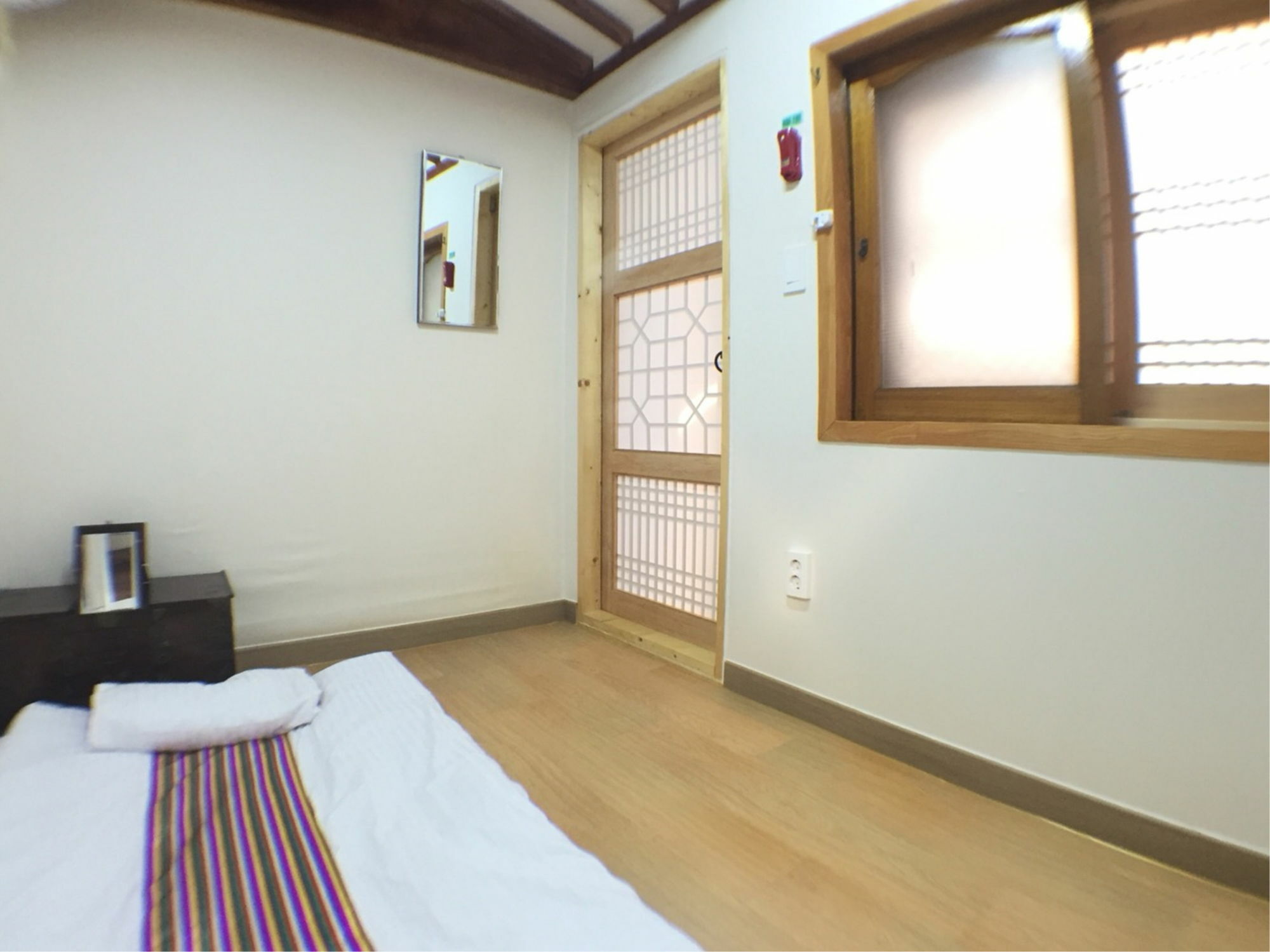 Seoul Lucky Guesthouse Hanok Buitenkant foto